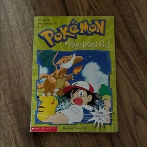 Scholastic Pokémon: Charizard, Go! Green Cover